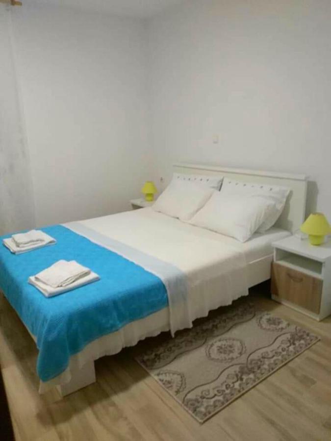 Apartmani Ruzmarin - Seget Donji, Trogir Extérieur photo