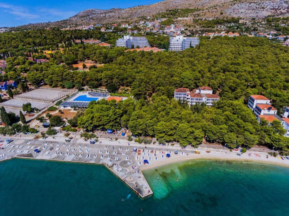 Apartmani Ruzmarin - Seget Donji, Trogir Extérieur photo