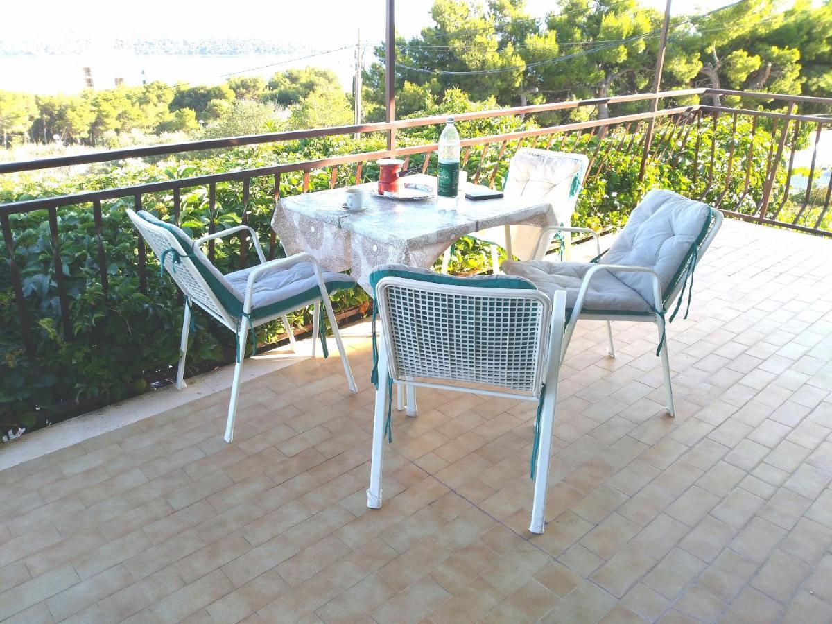 Apartmani Ruzmarin - Seget Donji, Trogir Extérieur photo